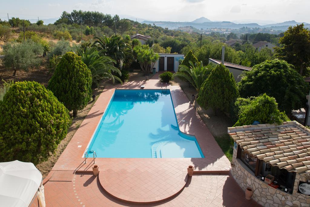 B&B Diamante Nissoria Exterior foto